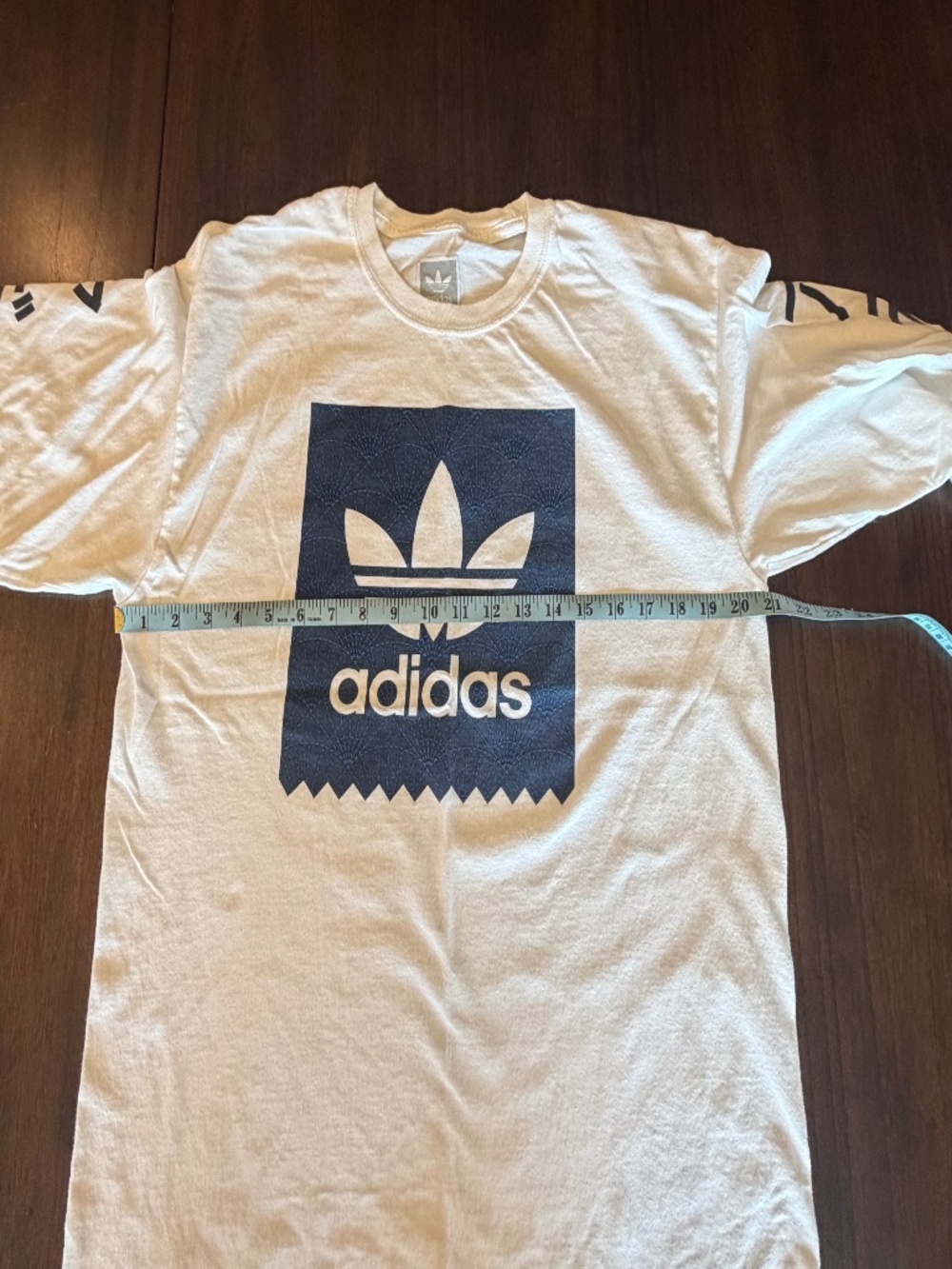 Adidas White Long Sleeve with Print on front and sleeves, Size Large - Picture 7 of 8